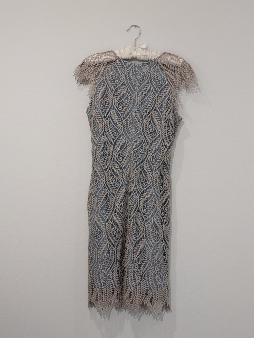 BHLDN Mignon Doo size 8 Pierre Dress in light teal with gold lace overlay - Picture 7 of 8